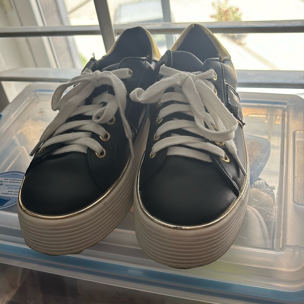 juicy couture sneakers